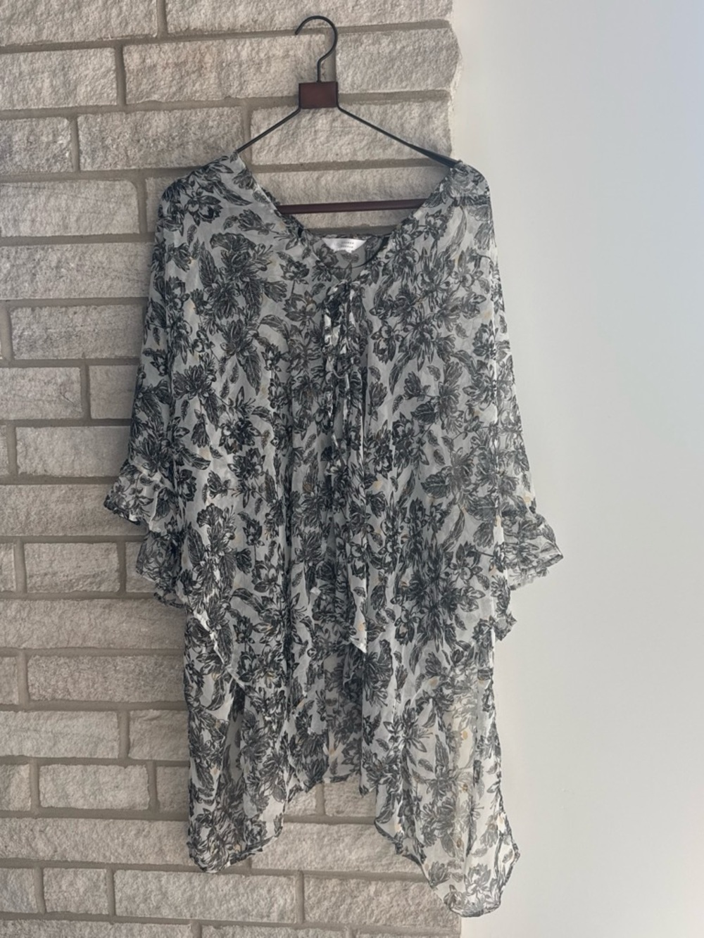 LC Lauren Conrad Black & White Floral Tie-Front Sheer Tunic